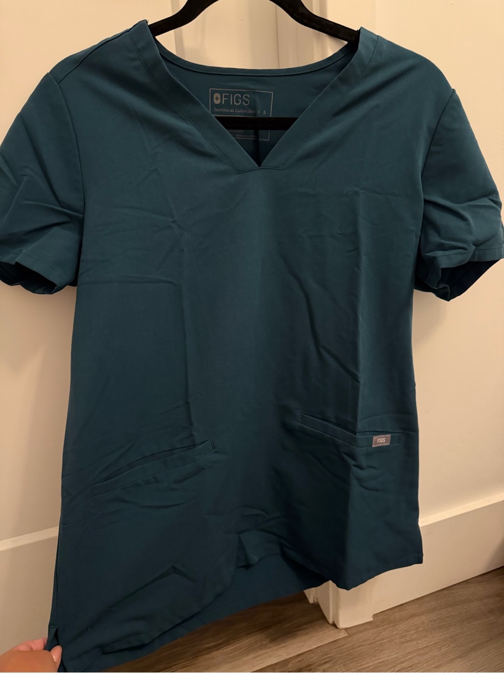 FIGS Women's Teal V-Neck Short Sleeve Scrub Top